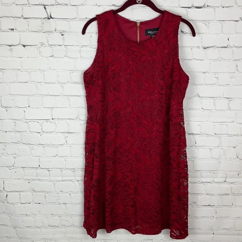 Red Lace Dress Petite Medium